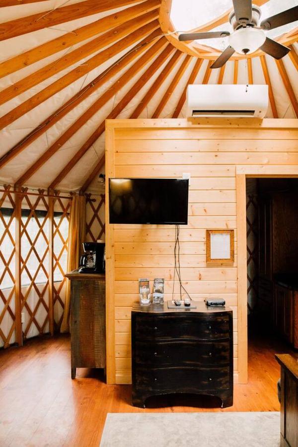 Tuckaseegee @ Sky Ridge Yurts Bryson City Esterno foto