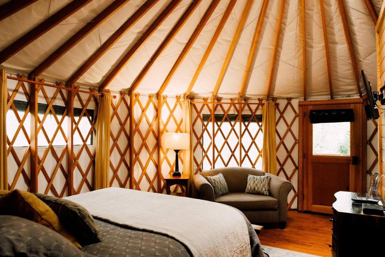 Tuckaseegee @ Sky Ridge Yurts Bryson City Esterno foto